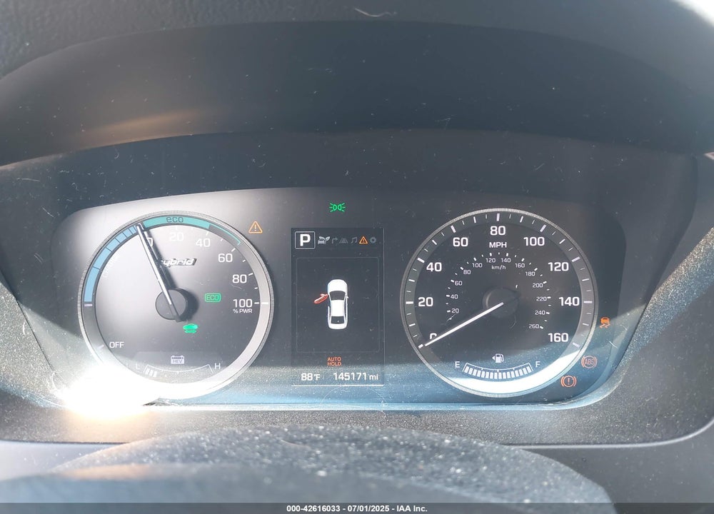 2017 HYUNDAI SONATA HYBRID VIN: KMHE34L35HA063011