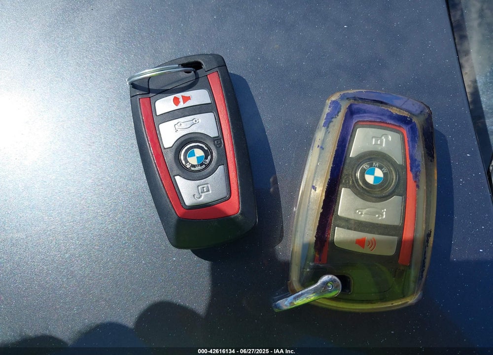 2018 BMW 330I VIN: WBA8D9G52JNU73073
