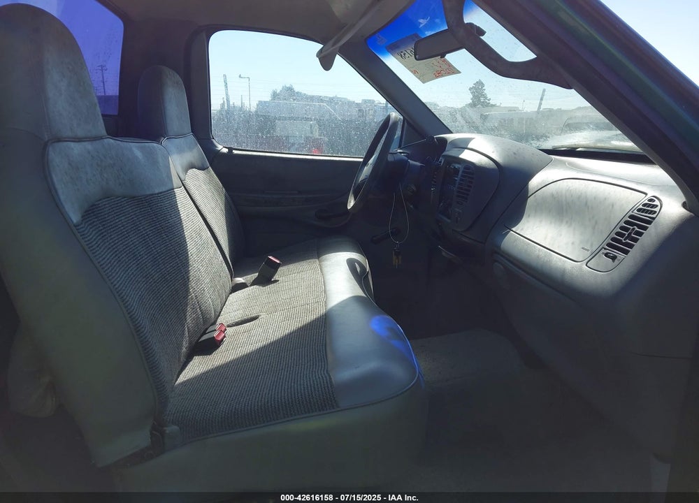 1997 FORD F-150 STANDARD/XL/XLT VIN: 1FTDF1721VND23383