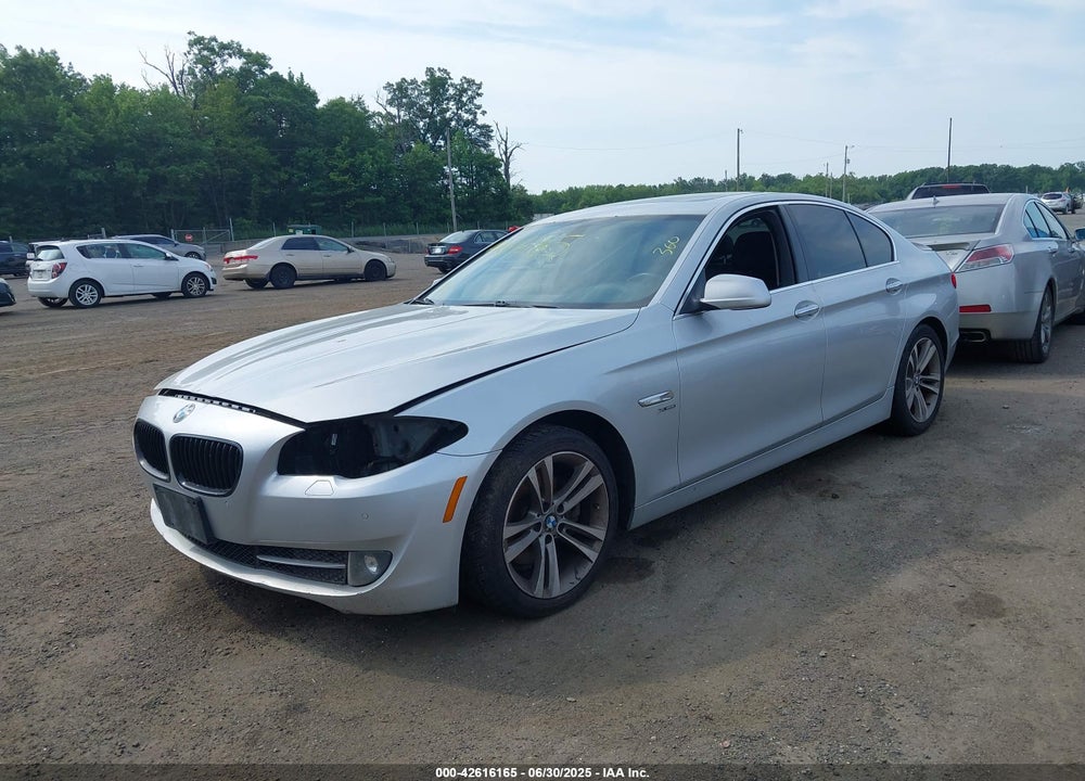 2012 BMW 528 VIN: WBAXH5C53CDW09590