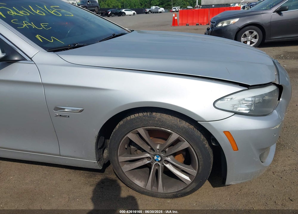 2012 BMW 528 VIN: WBAXH5C53CDW09590