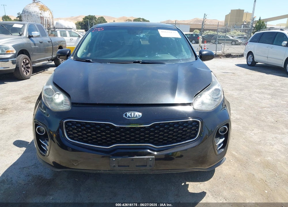 2017 KIA SPORTAGE VIN: KNDPMCAC6H7272729