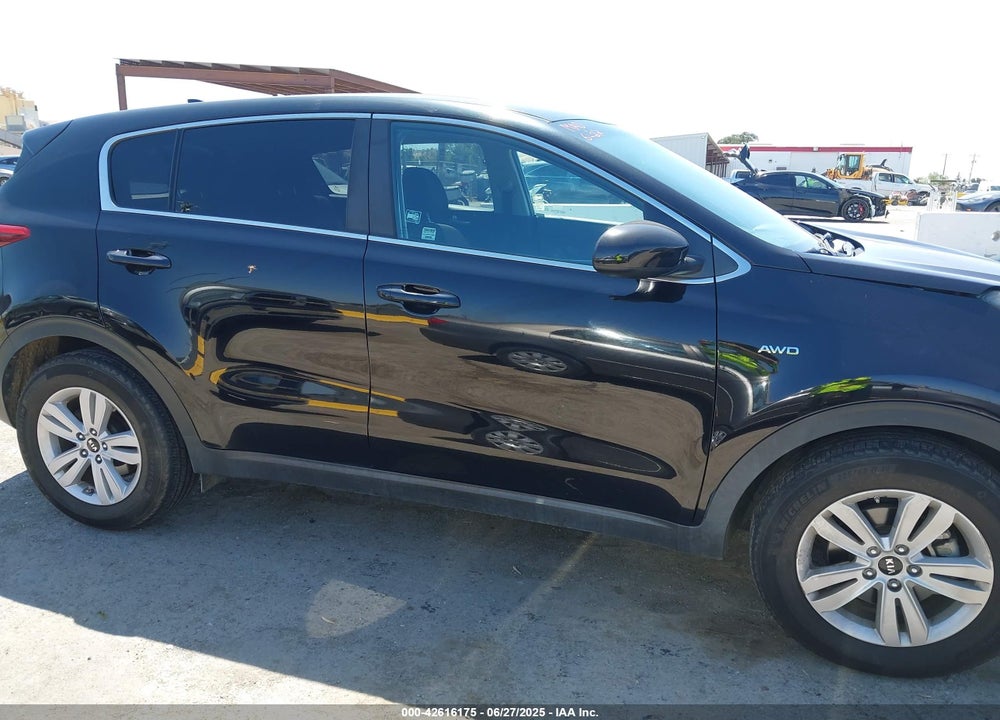 2017 KIA SPORTAGE VIN: KNDPMCAC6H7272729