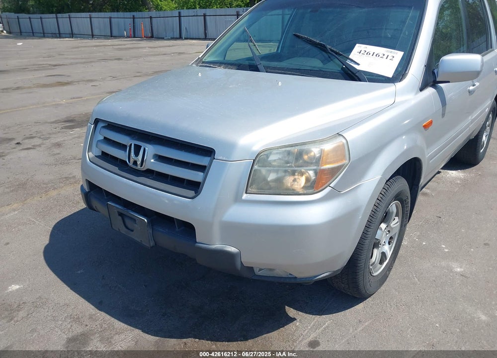 2007 HONDA PILOT VIN: 5FNYF28527B007945