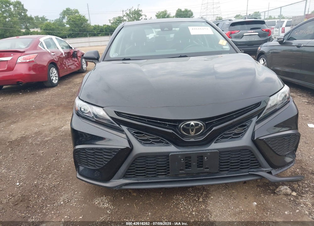 2021 TOYOTA CAMRY VIN: 4T1G11AK3MU454884