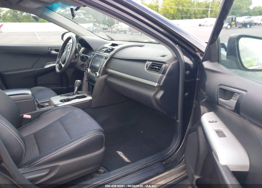 2014 TOYOTA CAMRY SE VIN: 4T1BF1FK0EU455089