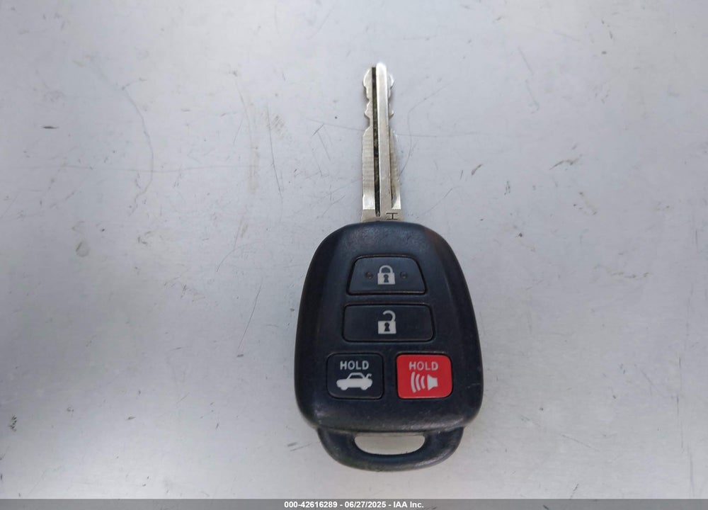 2014 TOYOTA COROLLA VIN: 5YFBURHE1EP081590