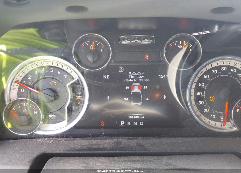 2014 RAM 1500 VIN: 1C6RR7LT4ES420780