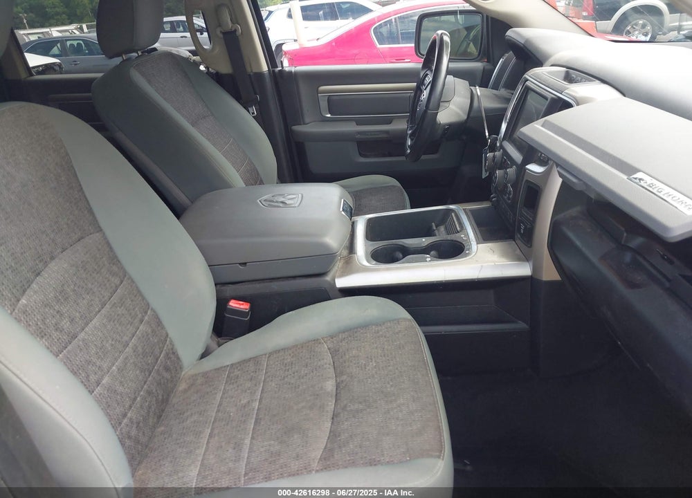 2017 RAM 1500 VIN: 3C6RR7LT1HG646125