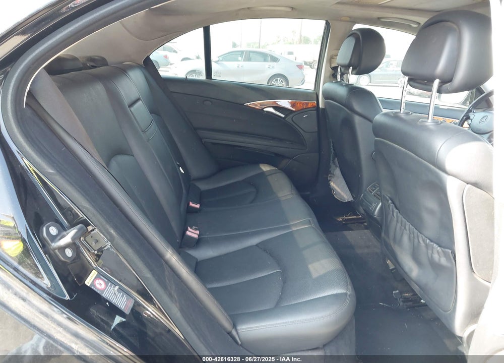 2007 MERCEDES-BENZ E-CLASS VIN: WDBUF56X87B034573