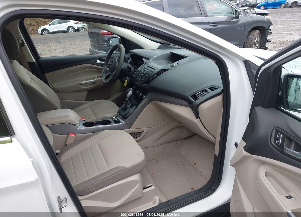 2015 FORD ESCAPE VIN: 1FMCU9GX2FUA24354