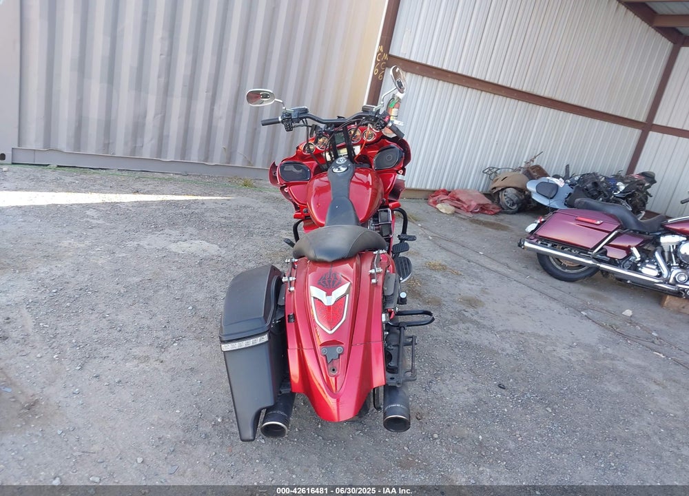 2011 KAWASAKI VN1700 J VIN: JKBVNRJ17BA001278