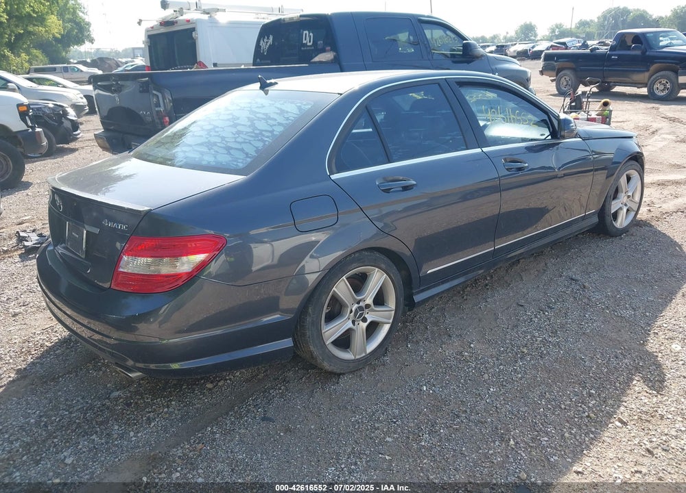 2011 MERCEDES-BENZ C VIN: WDDGF8BB4BR163880
