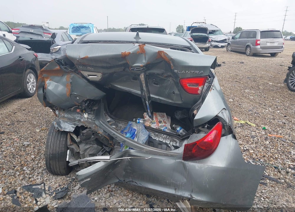 2010 HYUNDAI ELANTRA VIN: KMHDU4AD3AU902307