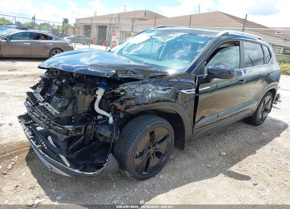 2022 VOLKSWAGEN TAOS VIN: 3VV2X7B21NM070107