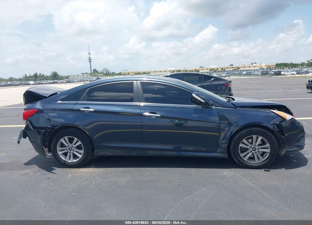 2014 HYUNDAI SONATA VIN: 5NPEB4AC1EH900514
