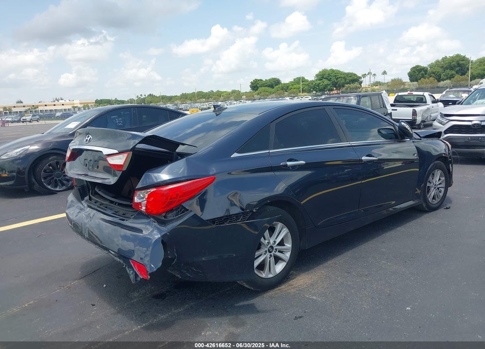 2014 HYUNDAI SONATA VIN: 5NPEB4AC1EH900514