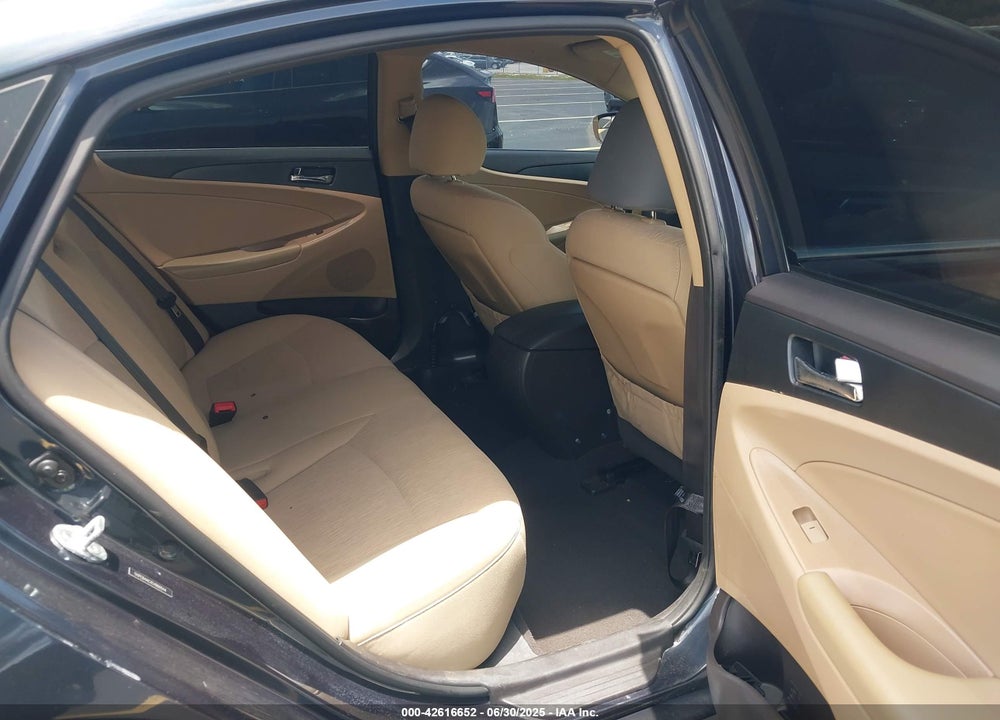 2014 HYUNDAI SONATA VIN: 5NPEB4AC1EH900514