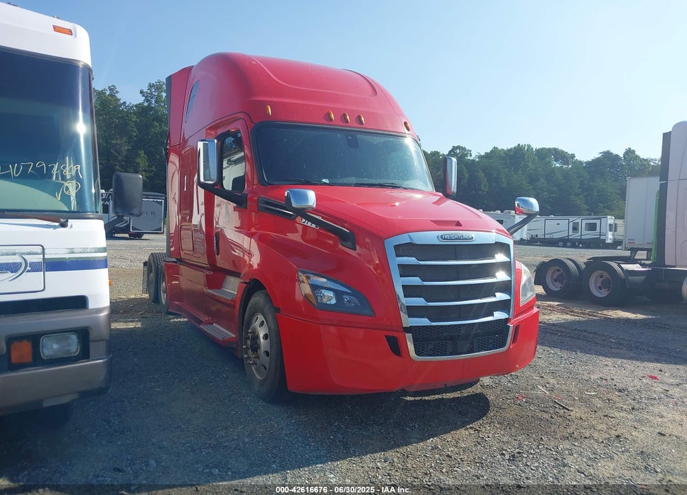 2018 FREIGHTLINER NEW CASCADIA 126 VIN: 3AKJHHDV5JSJV4458