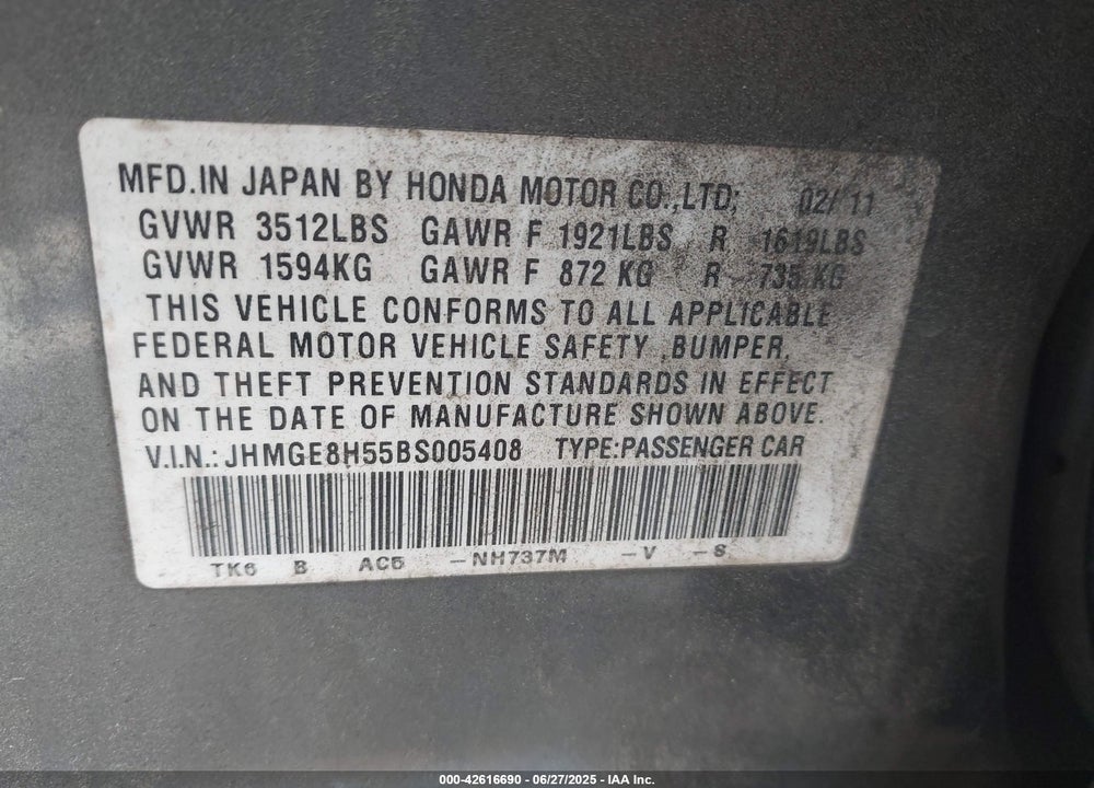 2011 HONDA FIT VIN: JHMGE8H55BS005408