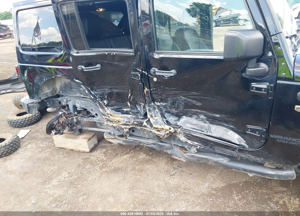 2017 JEEP WRANGLER UNLIMITED VIN: 1C4BJWEGXHL520182