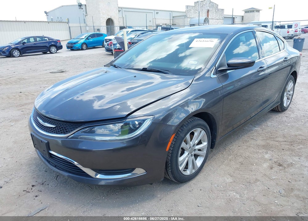 2016 CHRYSLER 200 VIN: 1C3CCCAB2GN155821