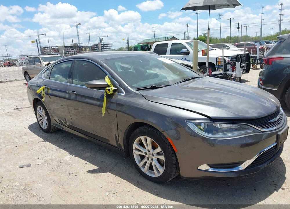 2016 CHRYSLER 200 VIN: 1C3CCCAB2GN155821