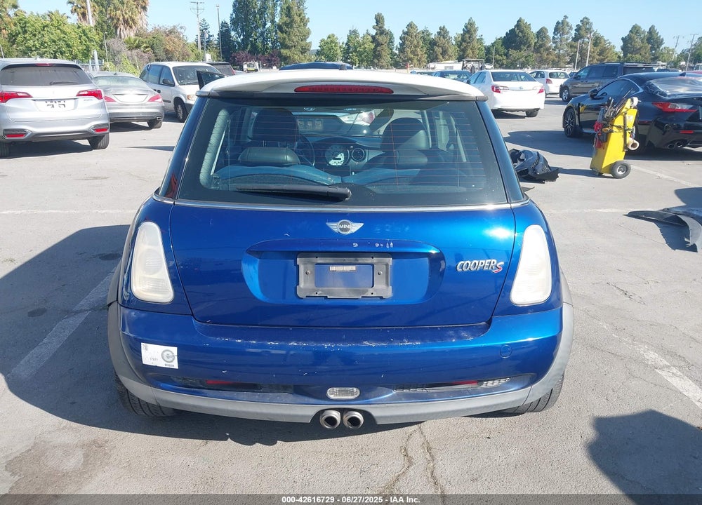 2003 MINI COOPER S VIN: WMWRE33423TD72967