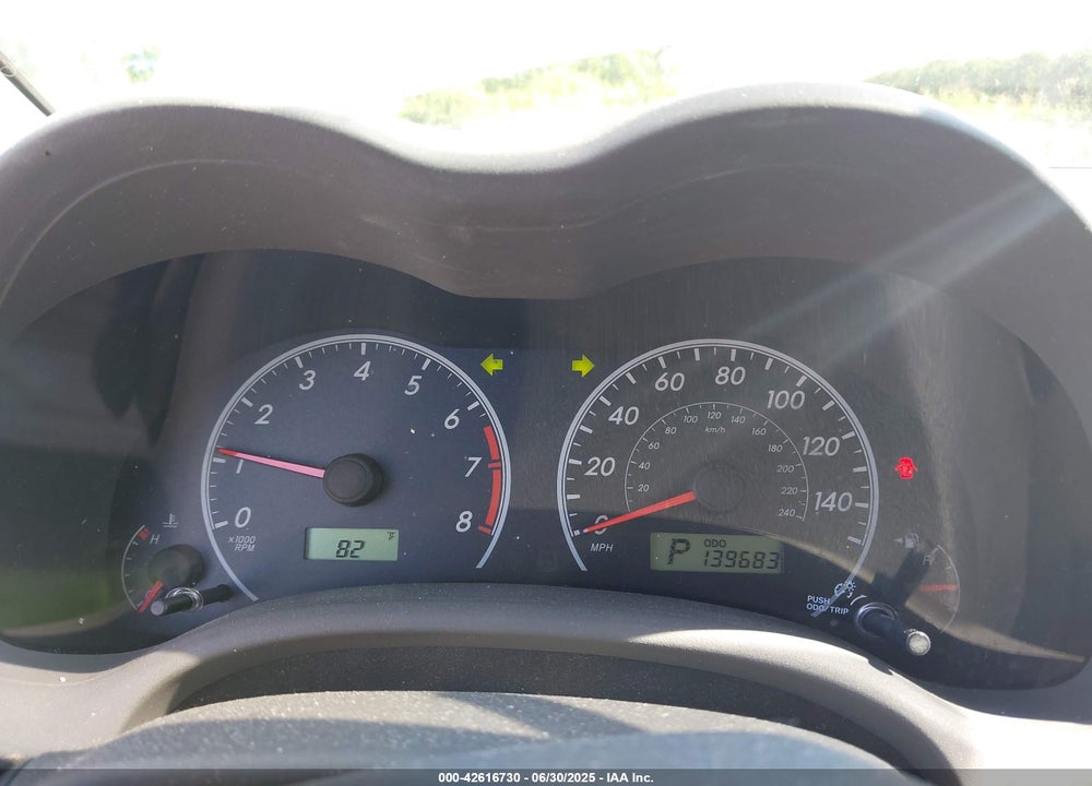 2010 TOYOTA COROLLA LE VIN: 2T1BU4EE5AC352555