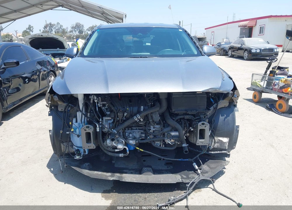 2020 HYUNDAI SANTA FE VIN: 5NMS33AD9LH138790