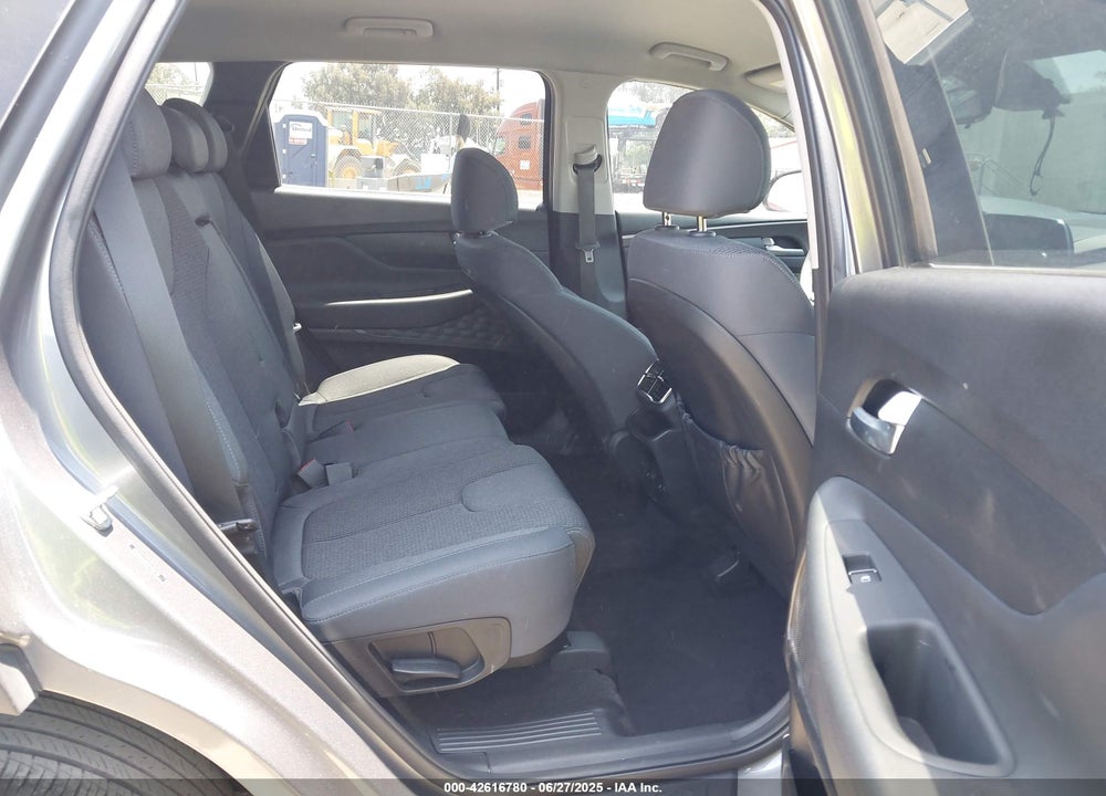 2020 HYUNDAI SANTA FE VIN: 5NMS33AD9LH138790