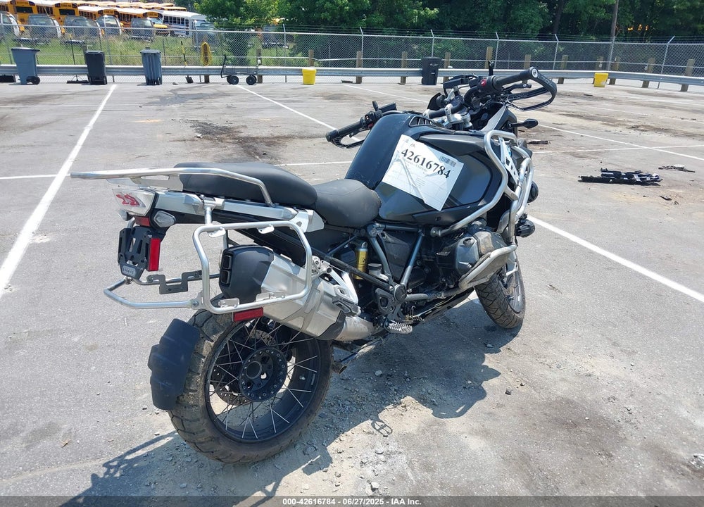 2022 BMW R 1250 GS ADVENTURE VIN: WB10M1309N6E95857