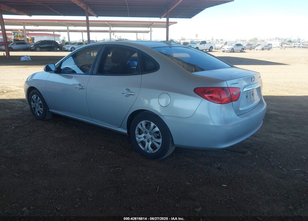 2010 HYUNDAI ELANTRA VIN: KMHDU4AD5AU957566