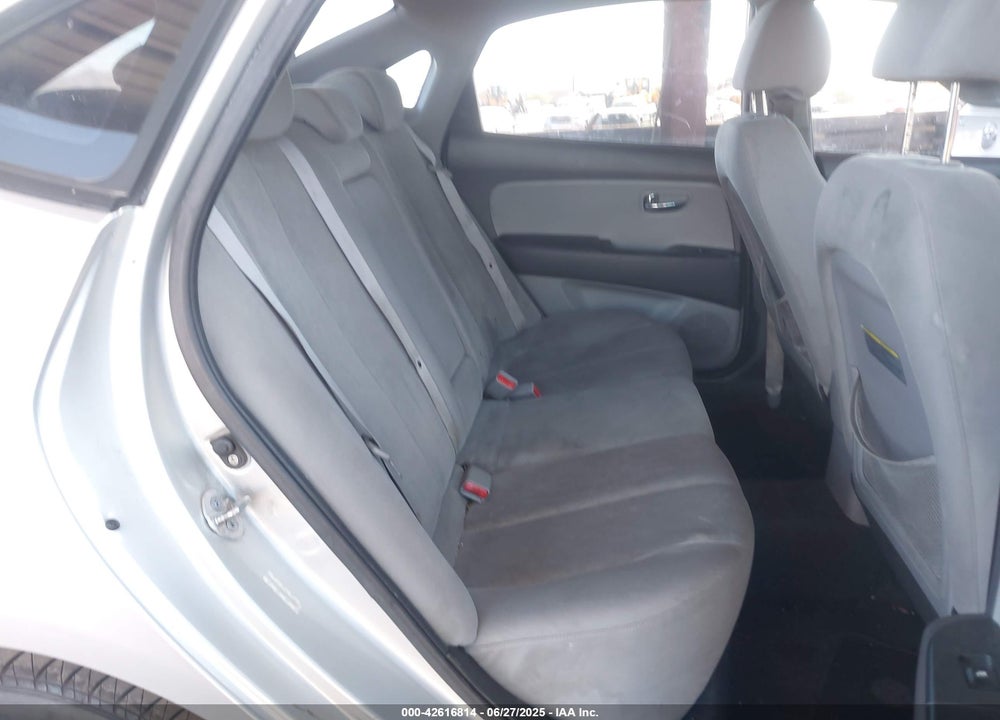 2010 HYUNDAI ELANTRA VIN: KMHDU4AD5AU957566