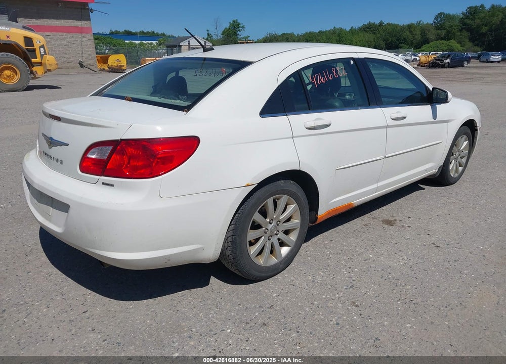 2010 CHRYSLER SEBRING VIN: 1C3CC5FD9AN199621