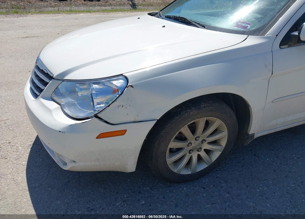 2010 CHRYSLER SEBRING VIN: 1C3CC5FD9AN199621