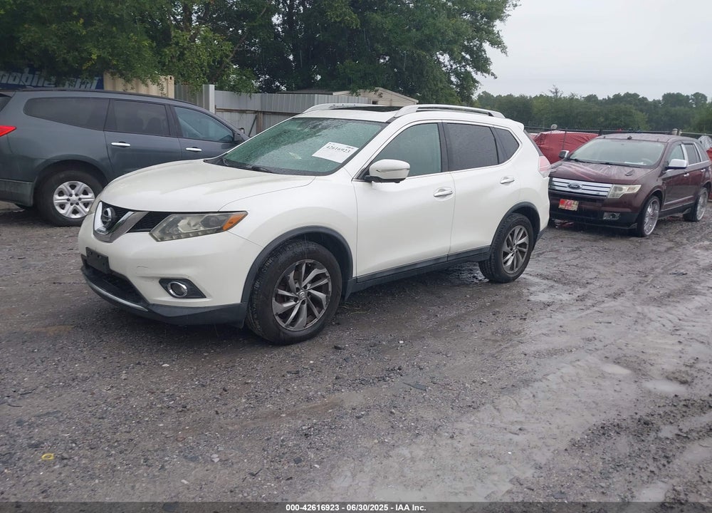 2015 NISSAN ROGUE VIN: 5N1AT2MT2FC814696