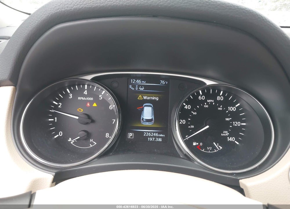 2015 NISSAN ROGUE VIN: 5N1AT2MT2FC814696