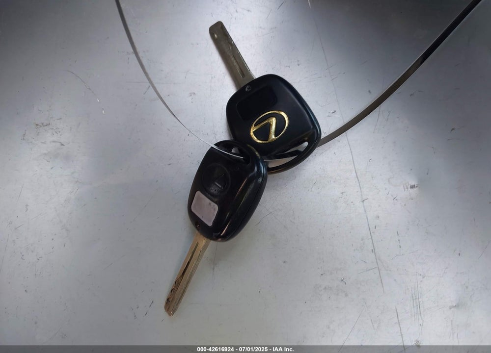 2004 LEXUS ES 330 VIN: JTHBA30G245045419