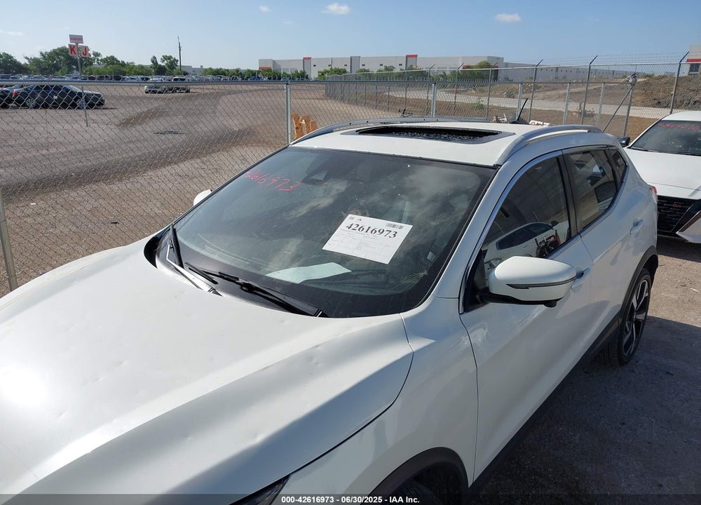 2021 NISSAN ROGUE SPORT VIN: JN1BJ1CV4MW572830