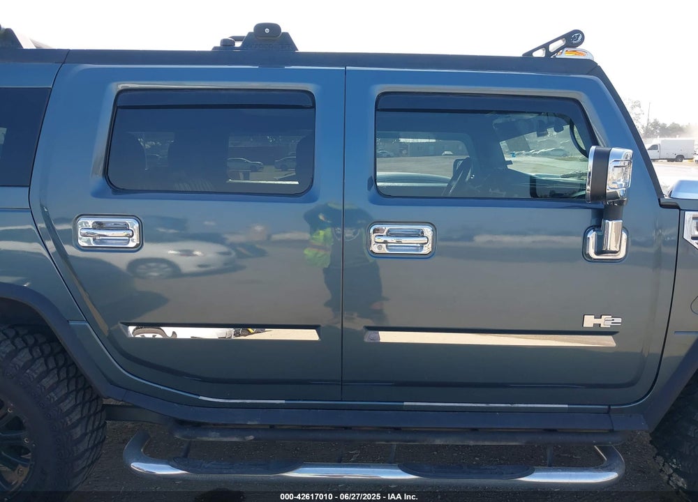 2005 HUMMER H2 SUV VIN: 5GRGN23UX5H102049