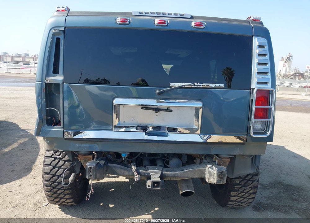 2005 HUMMER H2 SUV VIN: 5GRGN23UX5H102049