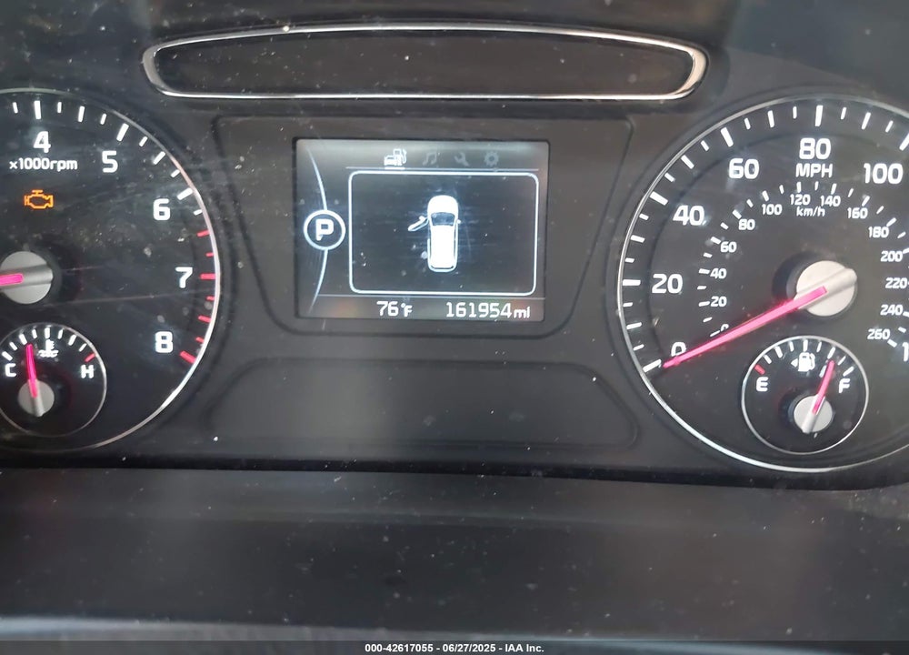 2016 KIA SORENTO 2.4L L VIN: 5XYPG4A33GG029619