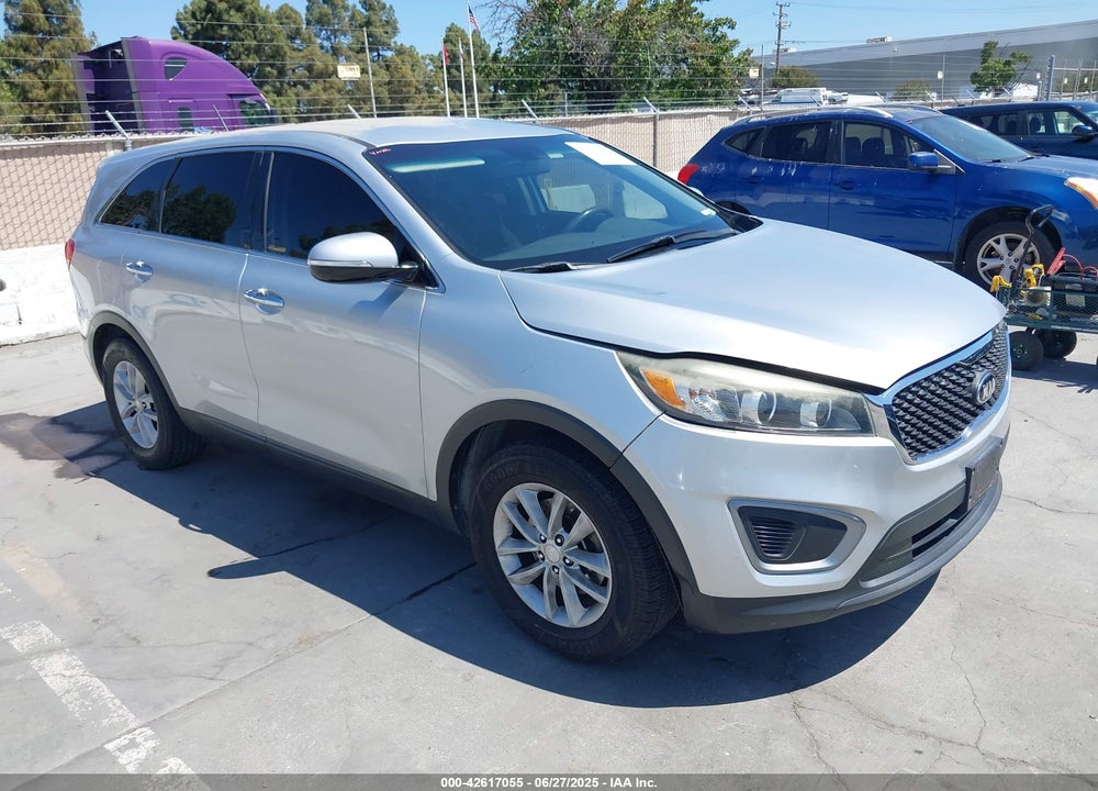 2016 KIA SORENTO 2.4L L VIN: 5XYPG4A33GG029619
