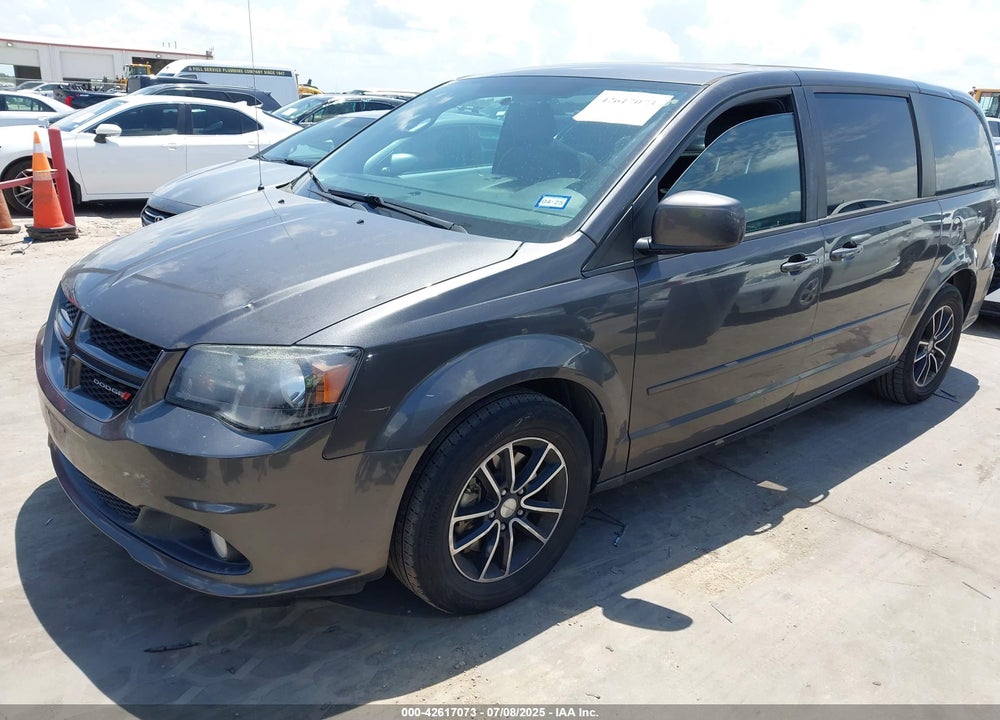 2015 DODGE GRAND CARAVAN R/T VIN: 2C4RDGEG0FR555863