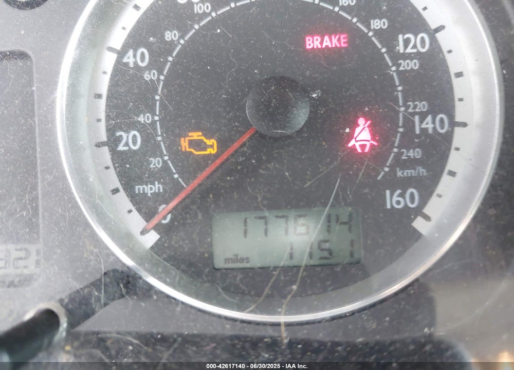 2004 VOLKSWAGEN JETTA GL VIN: 3VWRK69M44M064262