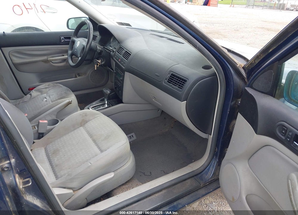2004 VOLKSWAGEN JETTA GL VIN: 3VWRK69M44M064262