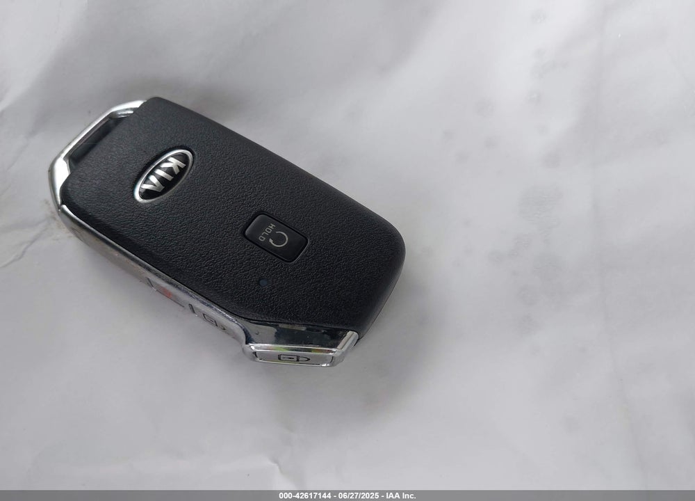 2021 KIA SELTOS VIN: KNDERCAA6M7165164