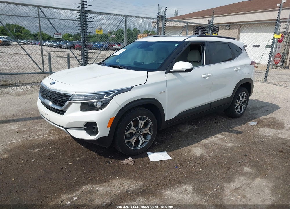 2021 KIA SELTOS VIN: KNDERCAA6M7165164