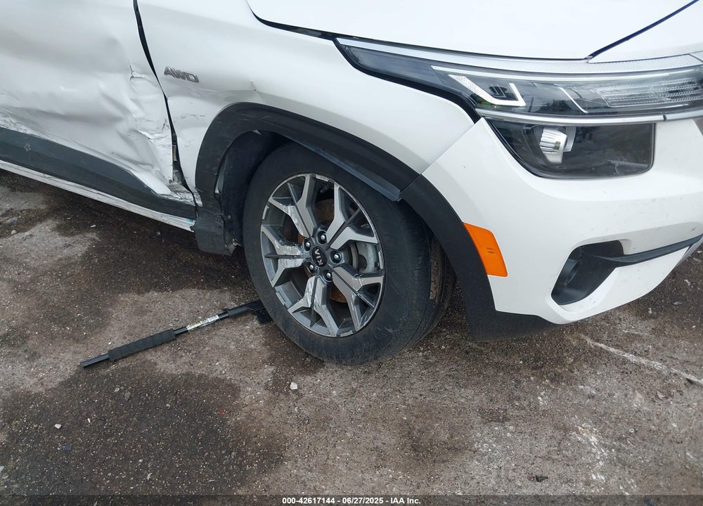 2021 KIA SELTOS VIN: KNDERCAA6M7165164